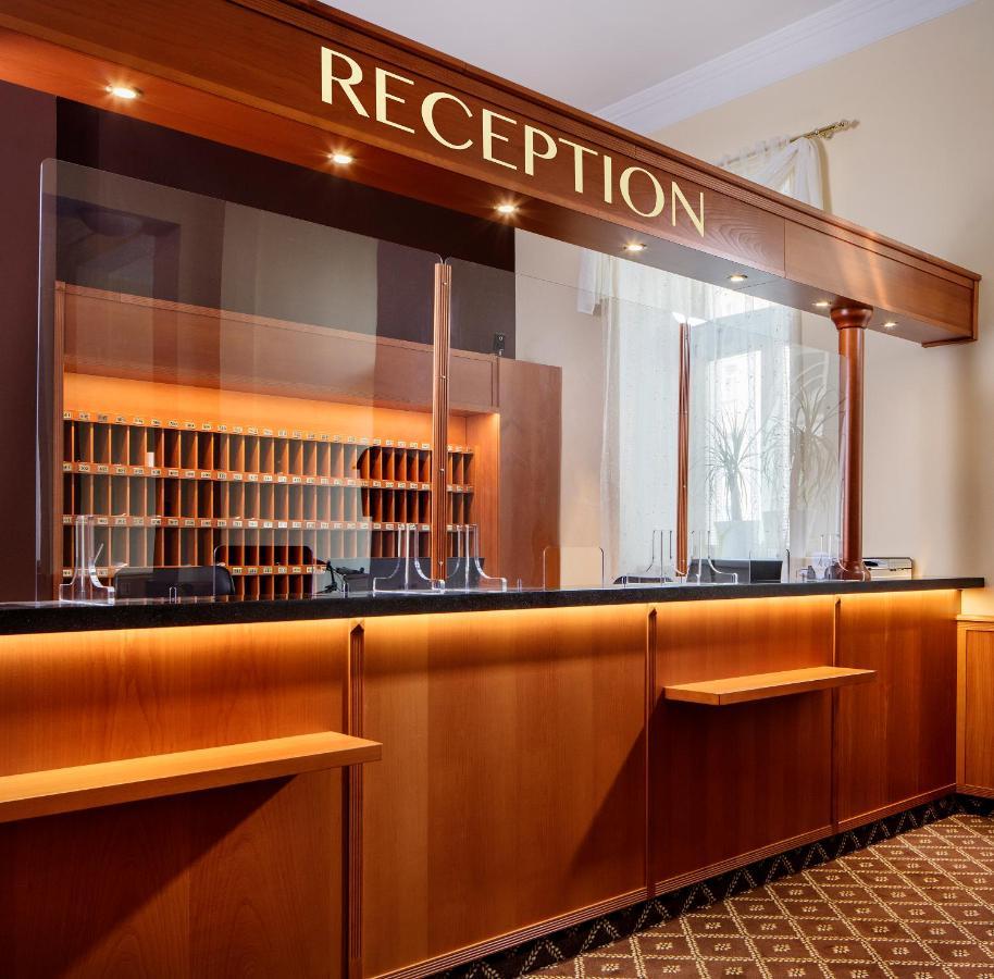Reitenberger Spa Medical มาเรียอานซเกลาซนี ภายนอก รูปภาพ